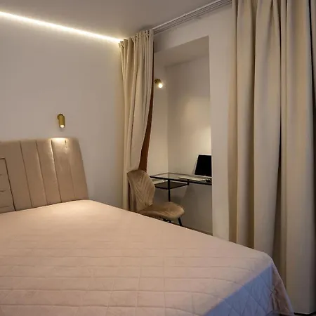 Studio Apartment Apartment *